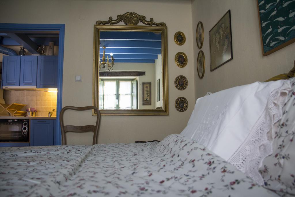 Appartement Efipoi à Pinakátai Extérieur photo
