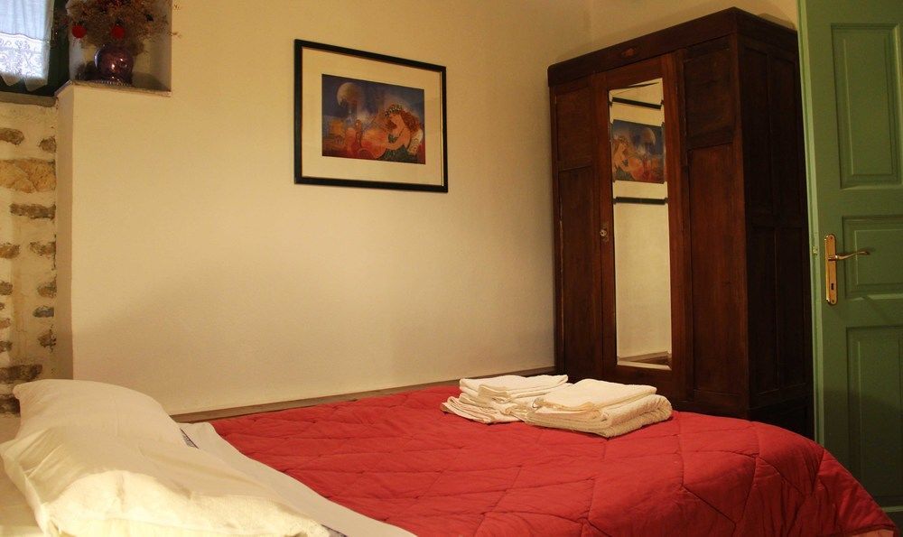 Appartement Efipoi à Pinakátai Extérieur photo